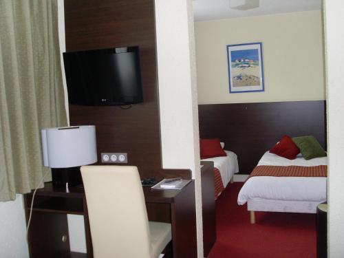 Hotel The Originals City, Paris Sud, Orly-draveil 3*