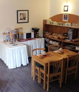 Hotel The Originals City, Paris Sud, Orly-draveil 3*