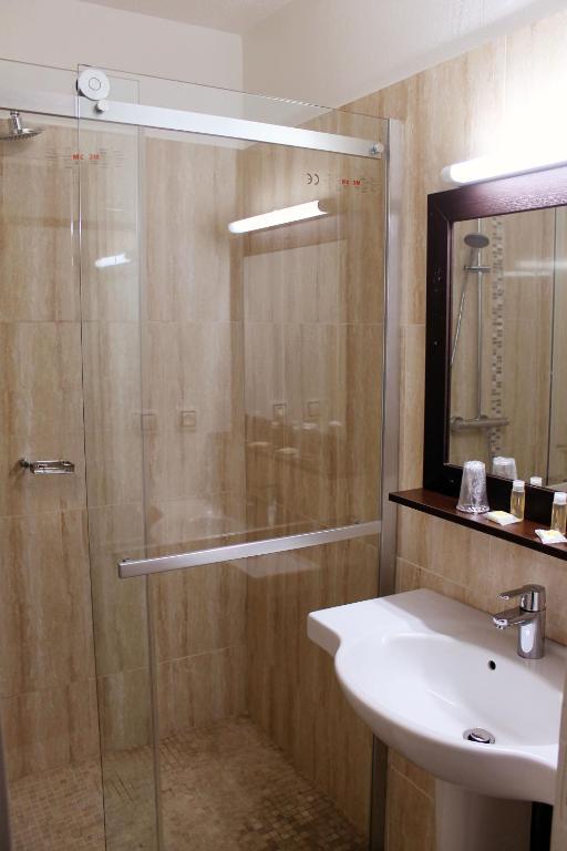 Hotel The Originals City, Paris Sud, Orly-draveil 3*